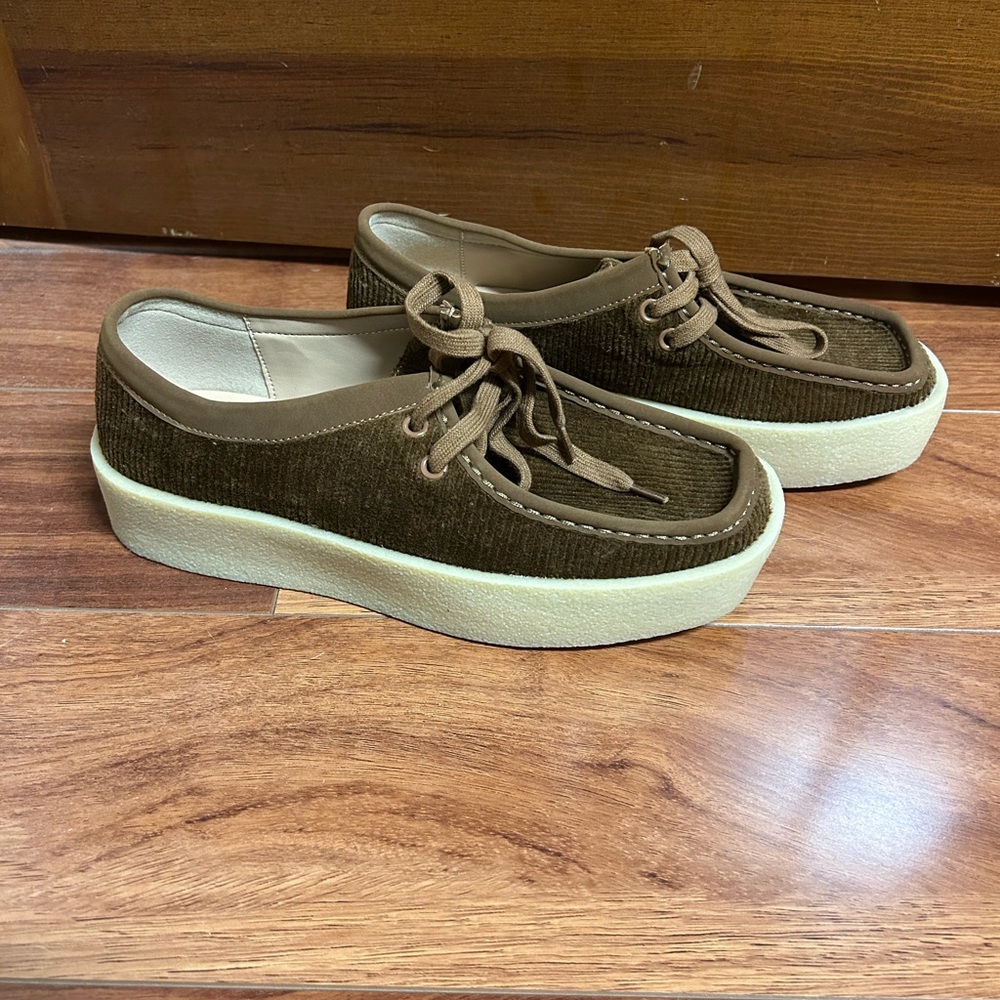 Dirty Laundry Day Trip Moccasin